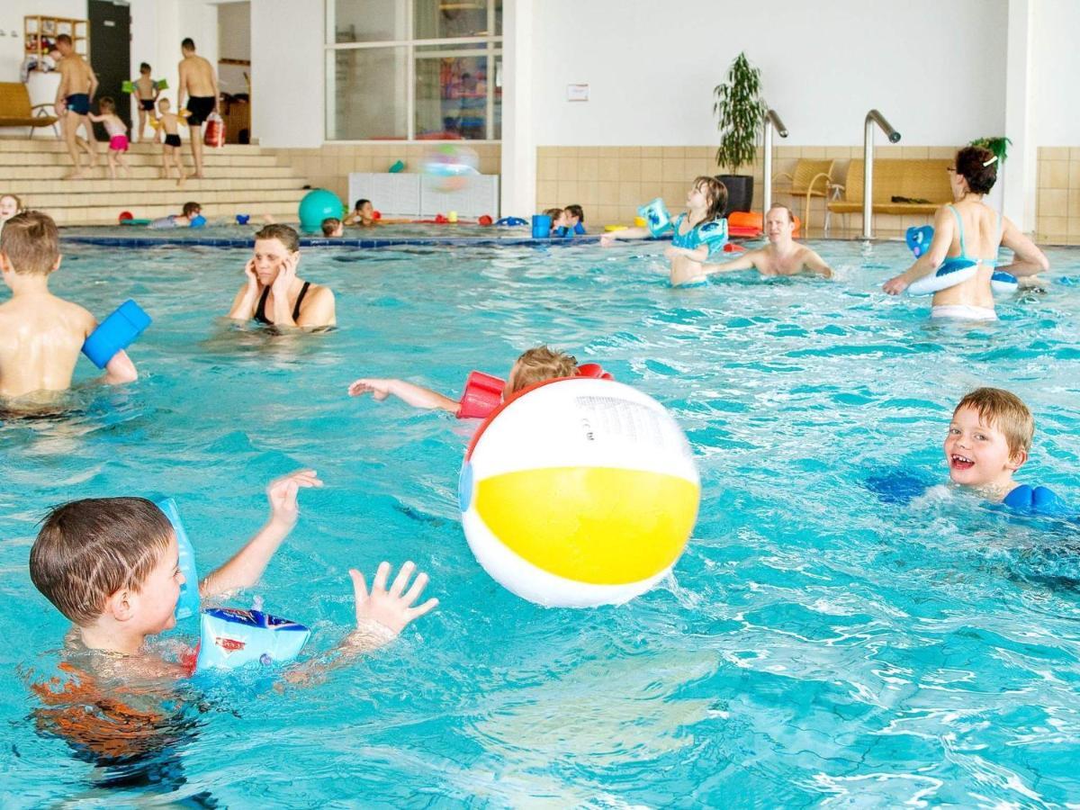 6 Person Holiday Home On A Holiday Park In Grasten Bagian luar foto